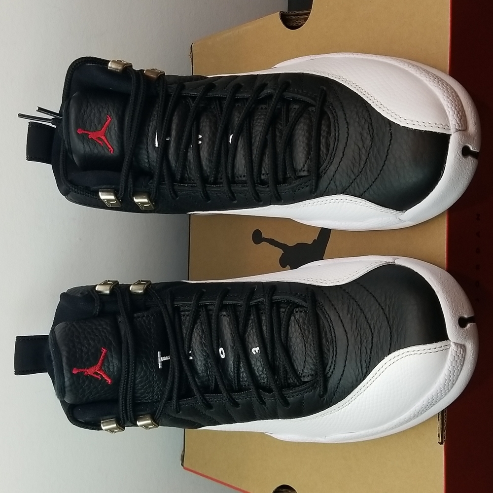 Air Jordan 12 Retro "Playoff" 2022.